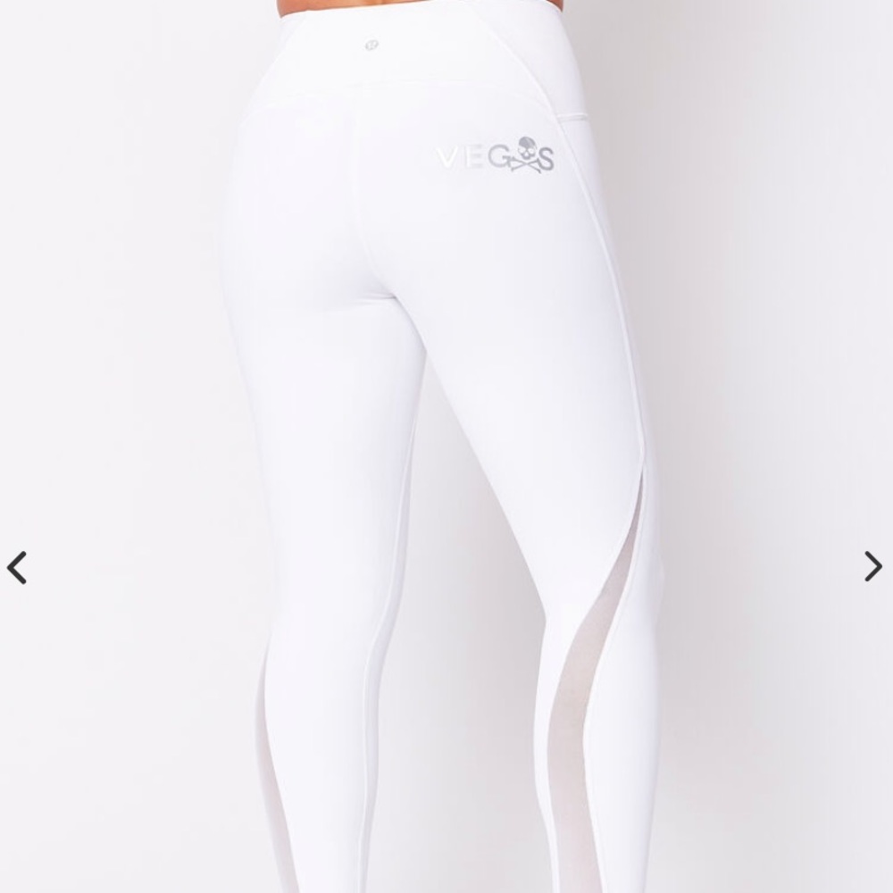 NWOT Lululemon Train Times Vegas Tights